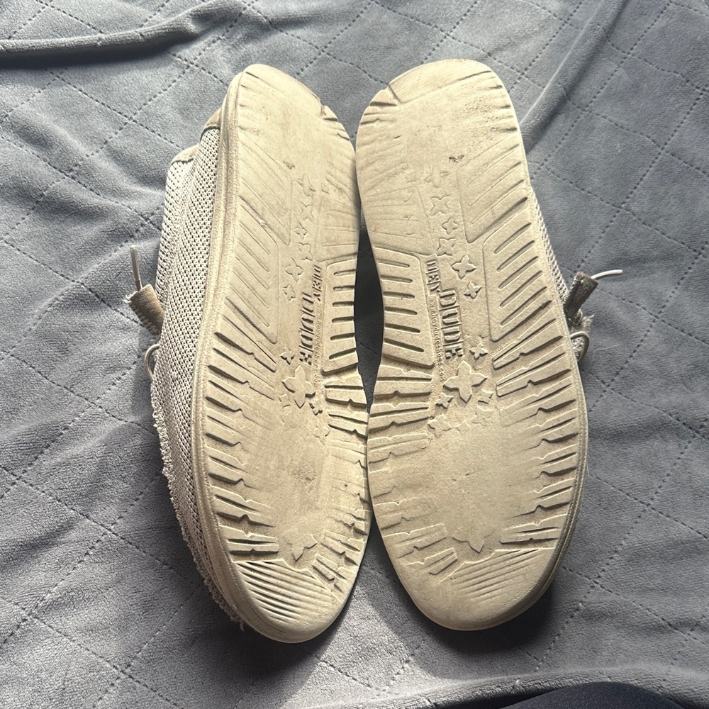 Hey Dude Beige Loafers for Men - Picture 5 of 6